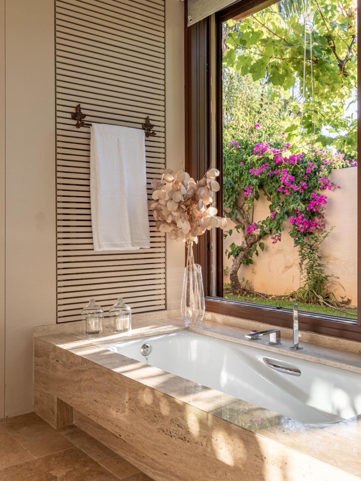 Mai Luxury Marbella